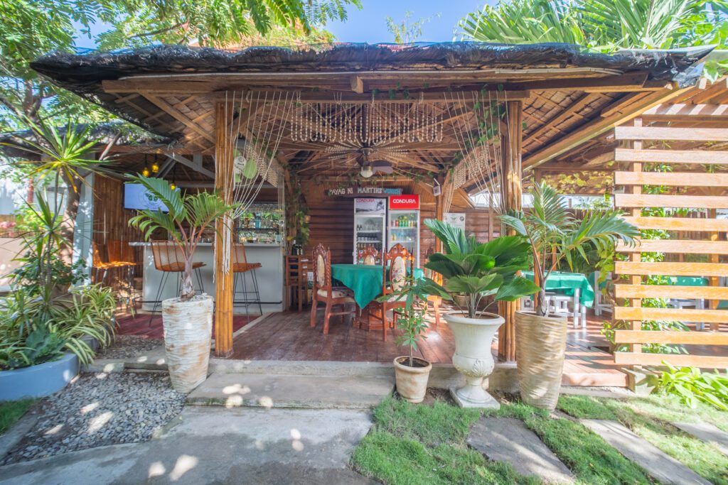 SMAK's Hotel & Restobar